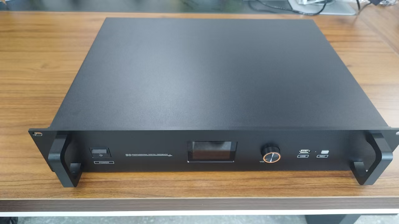 无线视像跟踪数字会议系统主机 LB-3400(前)